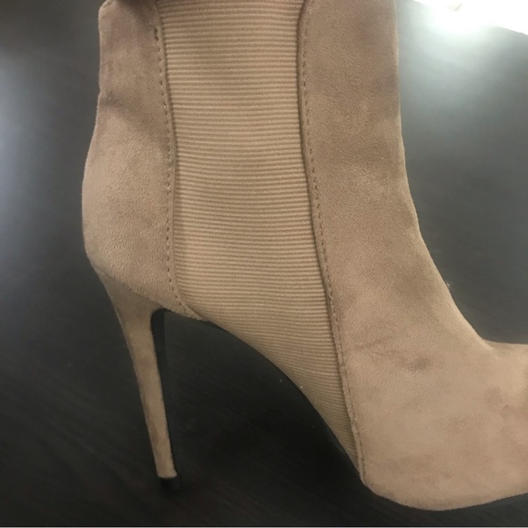 BellaMarie Ankle Boots - Picture 10 of 16